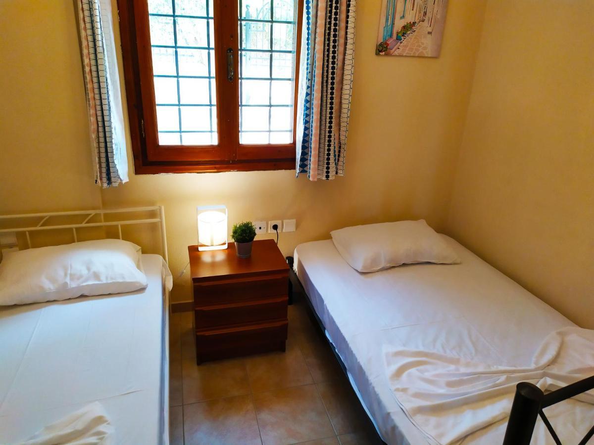 לפוקסטרו Villa Leonidas Greecefiloxenia מראה חיצוני תמונה