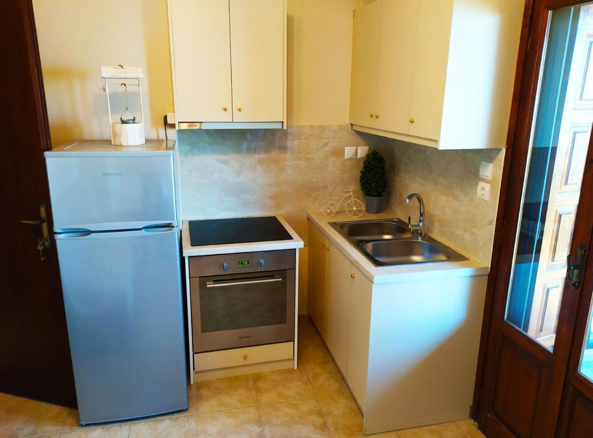 לפוקסטרו Villa Leonidas Greecefiloxenia מראה חיצוני תמונה