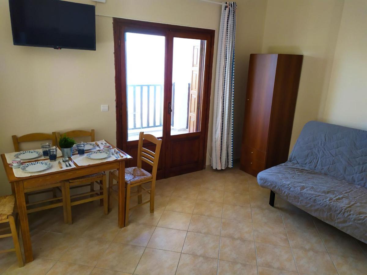 לפוקסטרו Villa Leonidas Greecefiloxenia מראה חיצוני תמונה