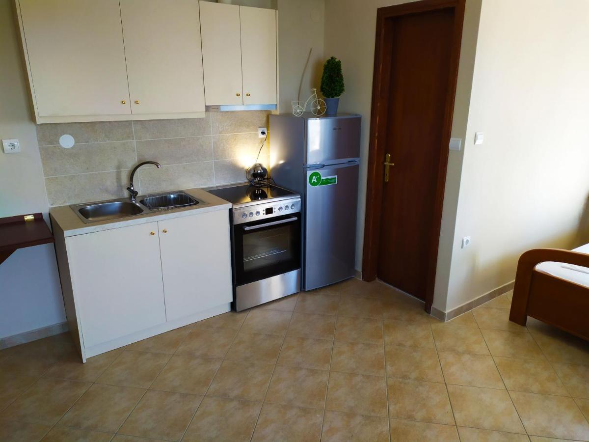 לפוקסטרו Villa Leonidas Greecefiloxenia מראה חיצוני תמונה