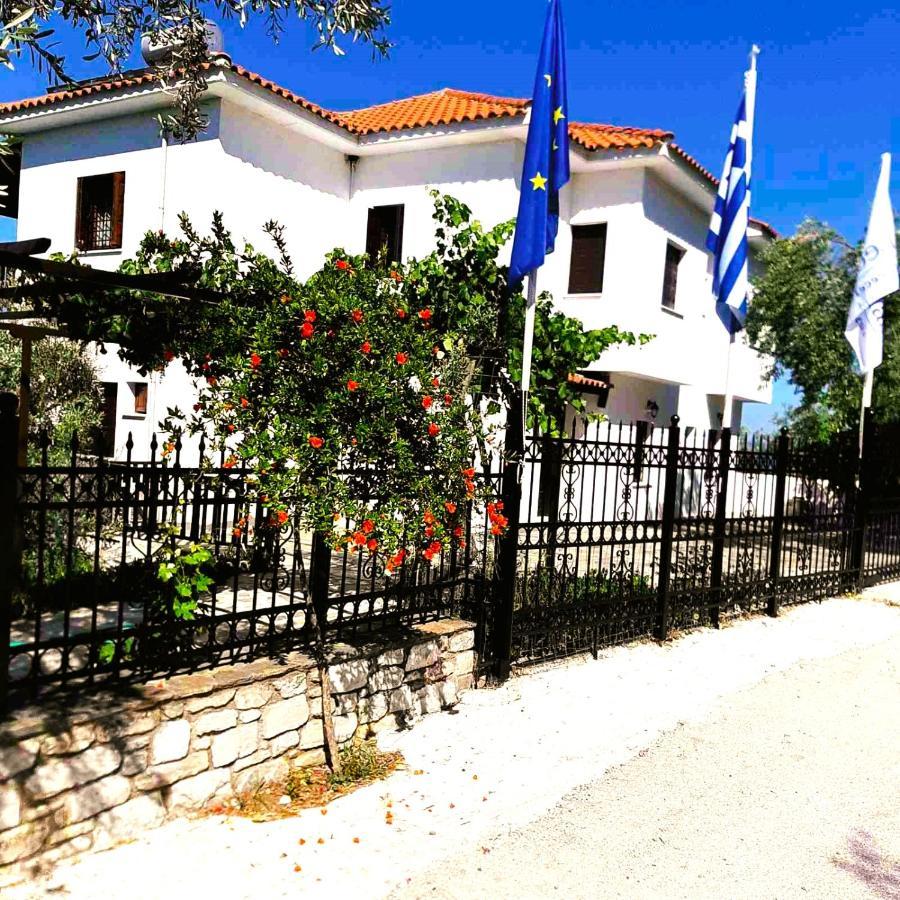 לפוקסטרו Villa Leonidas Greecefiloxenia מראה חיצוני תמונה