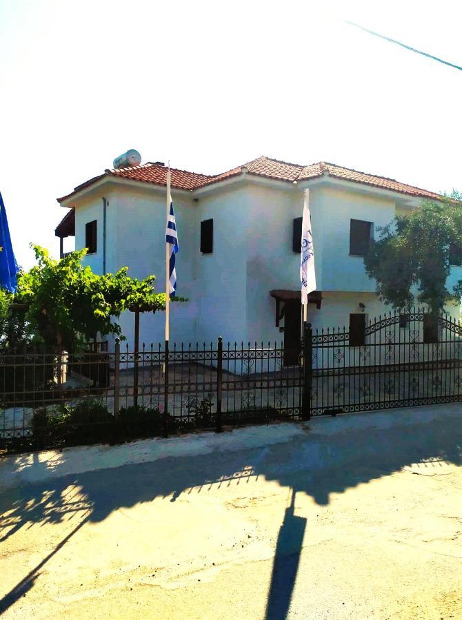 לפוקסטרו Villa Leonidas Greecefiloxenia מראה חיצוני תמונה